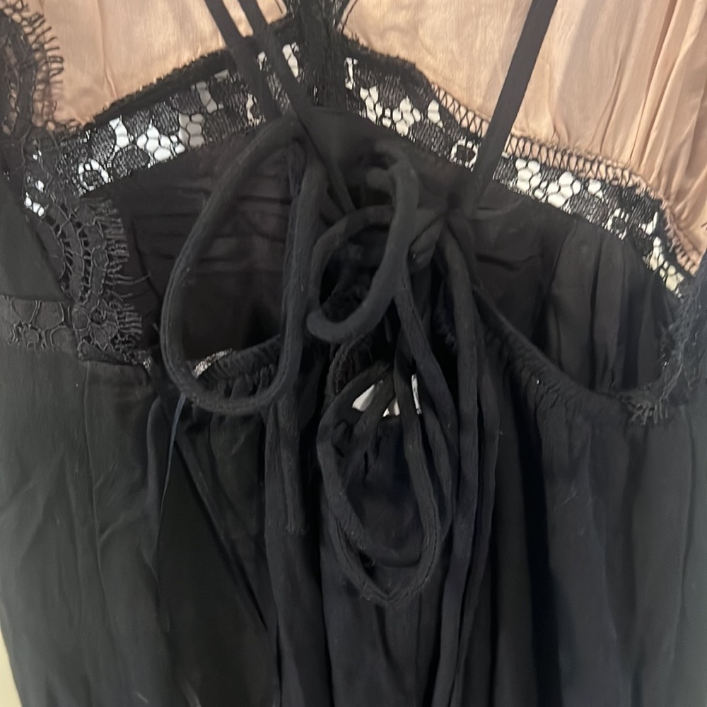 Lace Maxi - Picture 7 of 8